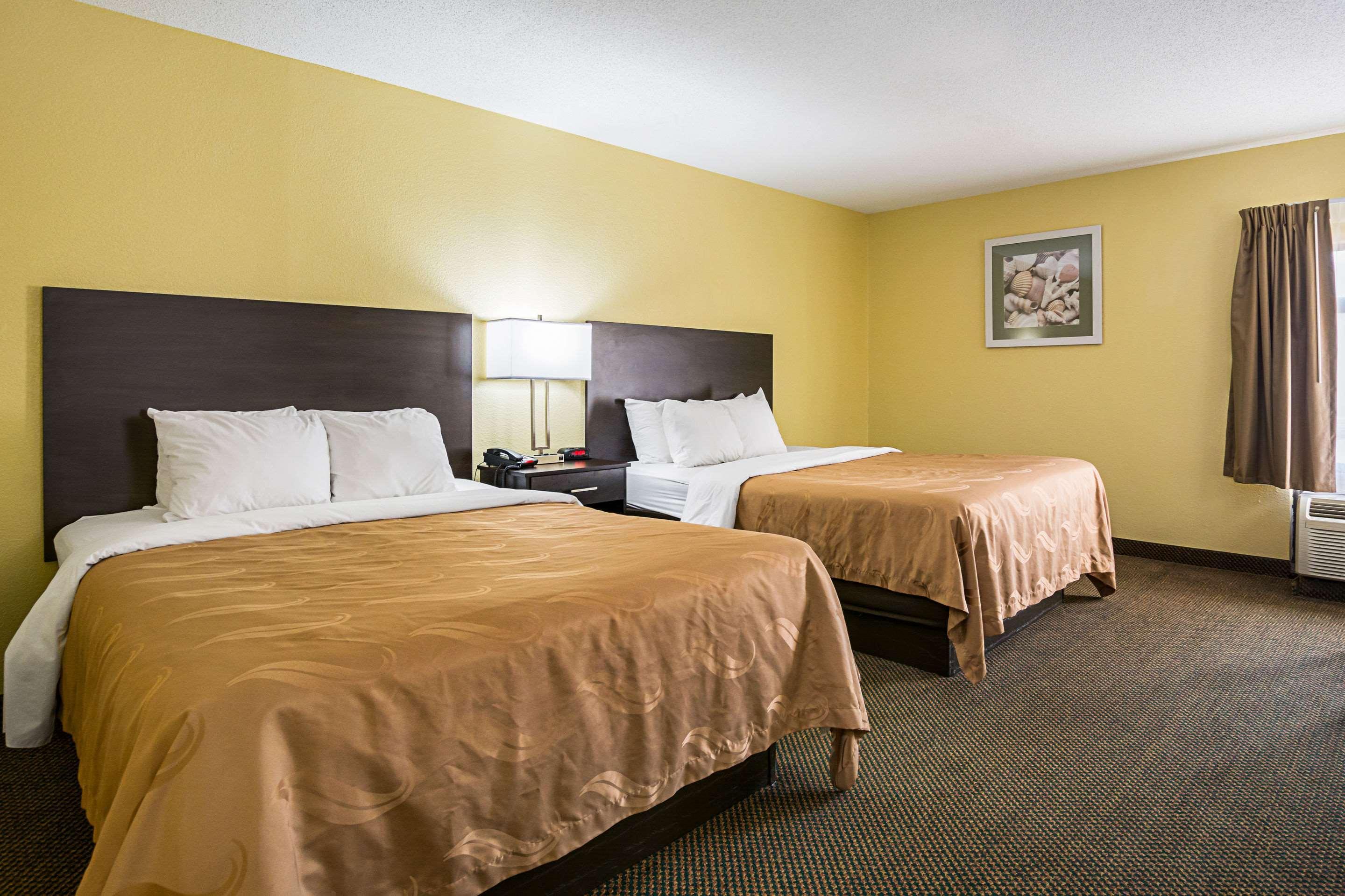 Quality Inn & Suites Greensburg I-74 Exterior foto